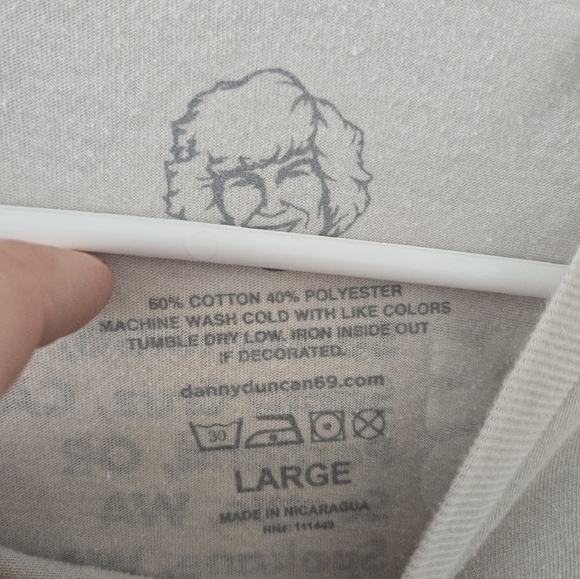 Virginity Rocks T Shirt Mens Size Large Beige Short Sleeve Tour 2022 Danny Dunca - Picture 4 of 7